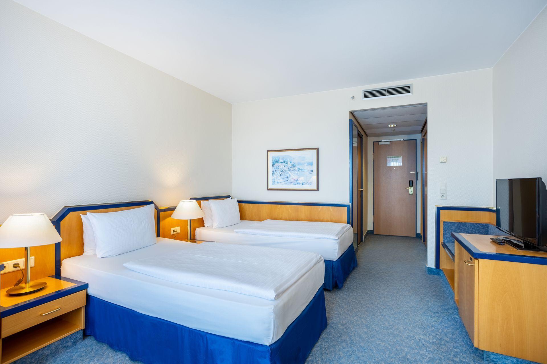 Holiday Inn Hamburg, an IHG Hotel Bagian luar foto