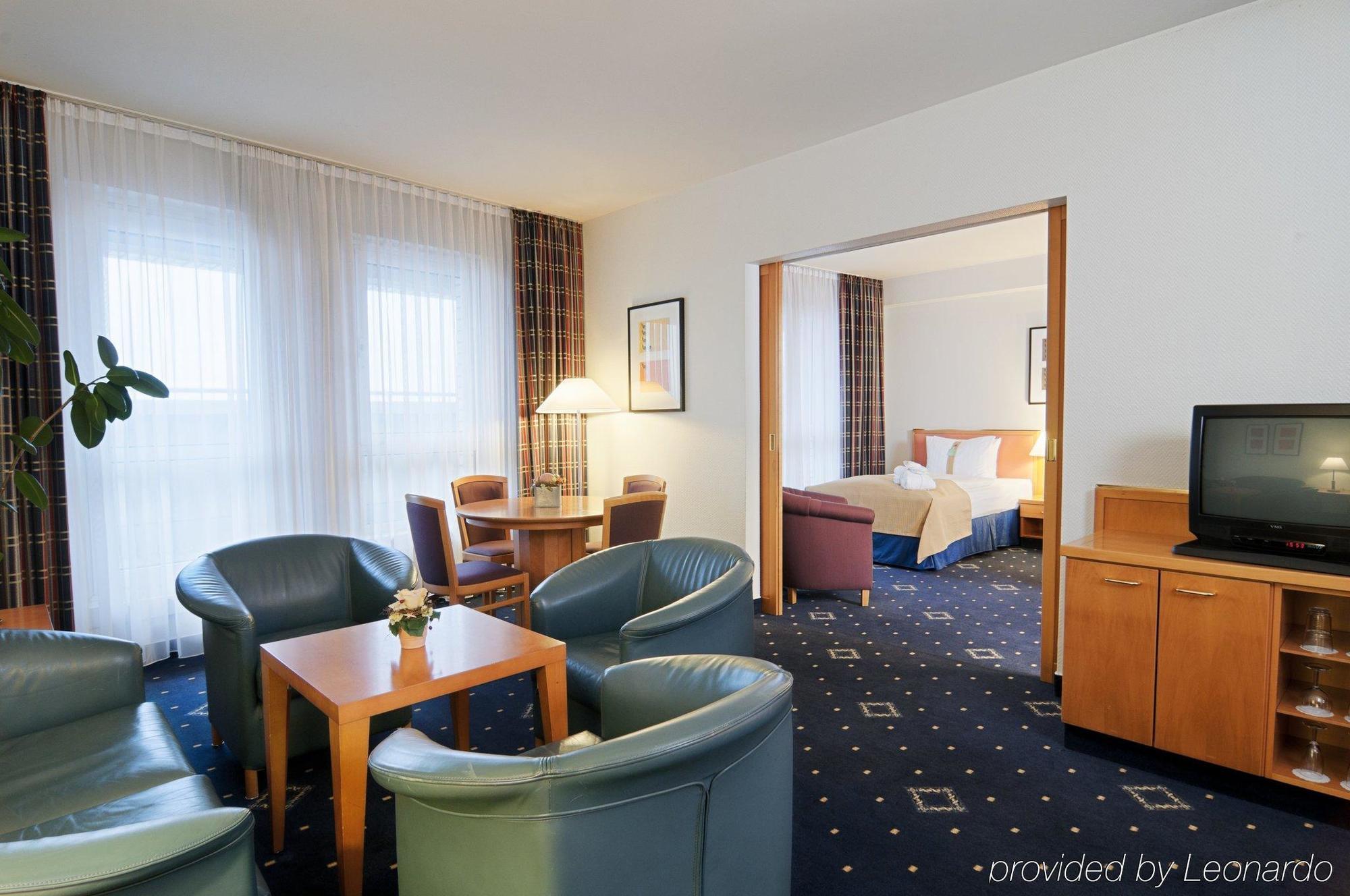 Holiday Inn Hamburg, an IHG Hotel Bagian luar foto
